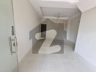 ویلینشیاء ۔ بلاک ایچ ویلینشیاء ہاؤسنگ سوسائٹی,لاہور میں 2 مرلہ دکان 50.0 ہزار میں کرایہ پر دستیاب ہے۔