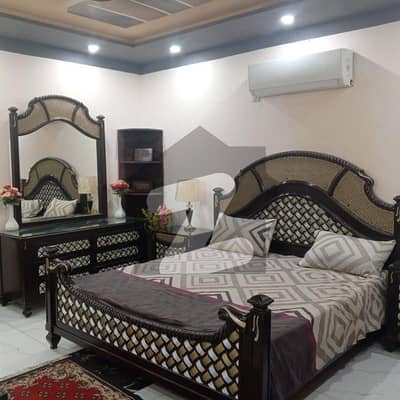 Seperate 1 Master Bed Fully Furnished Banker society Near In Dha Phase 5 Hot Location Near Park Masjid Ideal Job Holder / Female
