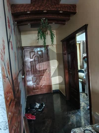 ڈائمنڈ ریذیڈنسی ڈیفینس ویو فیز 2,ڈیفینس ویو سوسائٹی,کراچی میں 3 کمروں کا 8 مرلہ فلیٹ 2.7 کروڑ میں برائے فروخت۔