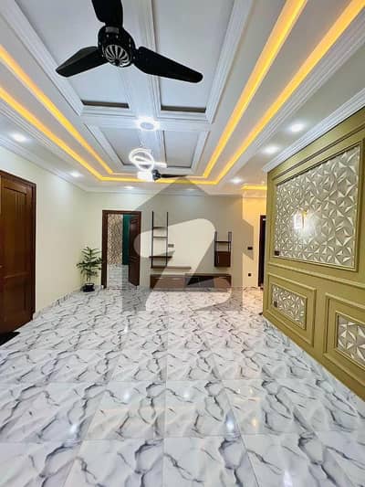 12 Marla Luxury House For Sale Located at Warsak Road Darmangi Garden Street No 1