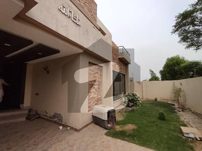 One kanal House Available For Rent In Bahria Orchard Lahore