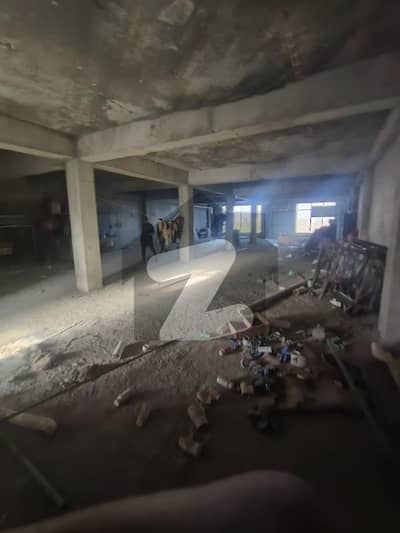 آئی ۔ 10 اسلام آباد میں 9 مرلہ گودام 1.7 لاکھ میں کرایہ پر دستیاب ہے۔