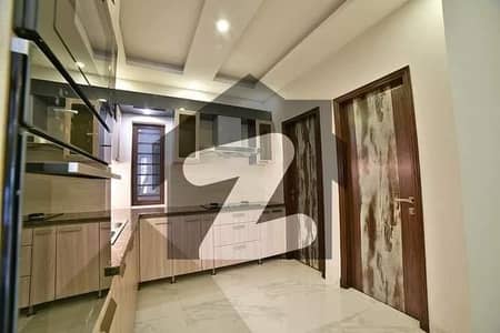 HOUSE FOR SALE IN GULSHAN E IQBAL BLOCK 7