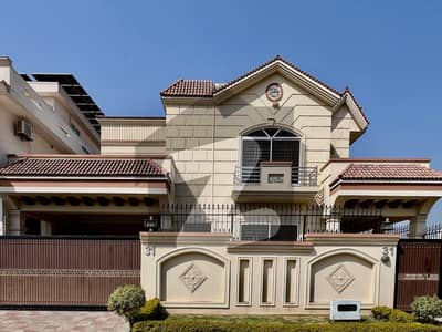 1 kanal Double Story Brand new House Available For Rent G-14/3