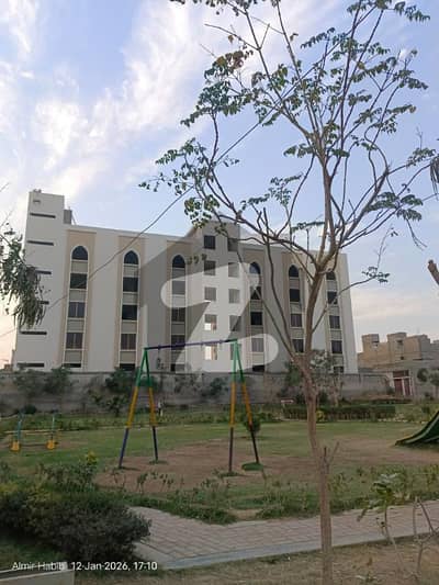 80 Sq Yd Prime Plot For Sale Gold Block, Right Next To The Park | Deal Talk