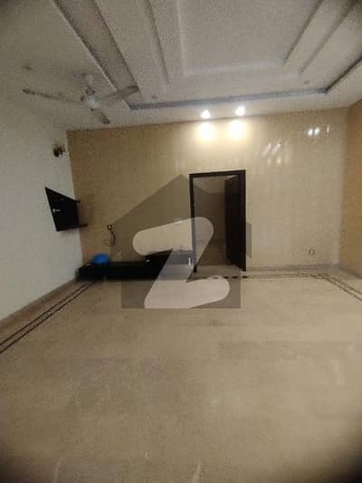 5 Marla Beautiful House Available For Rent Near All Facilities