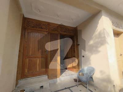 25x40 4 Marla House Prime Location For Sale In G-13