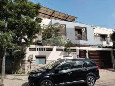500 Yards Bungalow With 30 KV Solar, 3+4 Bedrooms Prime Location Of Golf Course