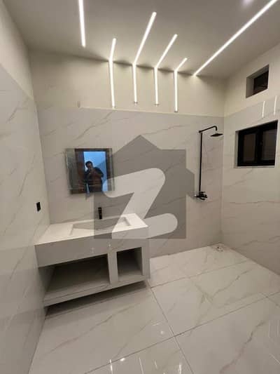 3 Marla Brand New House In Model City