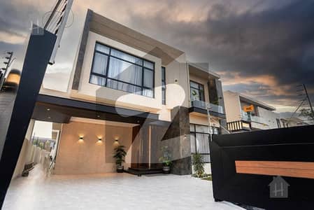 ڈی ایچ اے فیز 6 ڈیفنس (ڈی ایچ اے),لاہور میں 5 کمروں کا 1 کنال مکان 8.8 کروڑ میں برائے فروخت۔