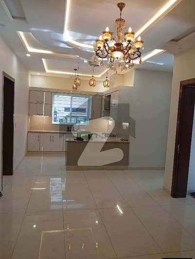 جی ۔ 11 اسلام آباد میں 4 کمروں کا 7 مرلہ مکان 2.5 لاکھ میں کرایہ پر دستیاب ہے۔