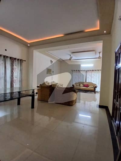 1 Kanal Full hous available for rent new type Valencia society block H