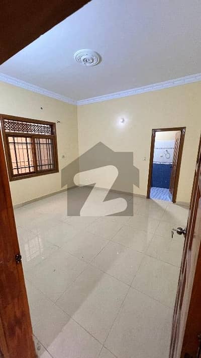 گلشنِ اقبال - بلاک 7 گلشنِ اقبال,گلشنِ اقبال ٹاؤن,کراچی میں 3 کمروں کا 11 مرلہ زیریں پورشن 1.2 لاکھ میں کرایہ پر دستیاب ہے۔