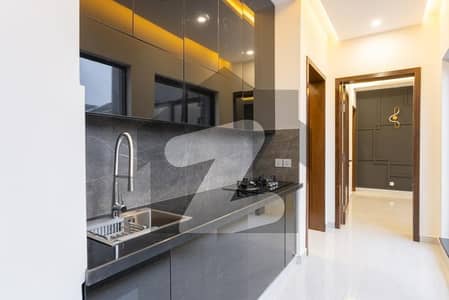 10 MARLA OWNER BUILD BRAND NEW HOUSE WITH MODREN DESIGN WITH BRANDED ACCESSORIES AVAILABLE FOR SALE ON REASONABLE PRICE