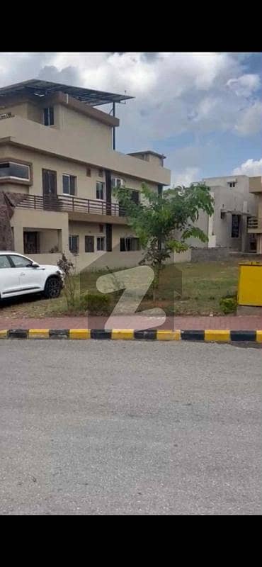 10 Marla Solid Lane Plot Sector F-3 Phase 8