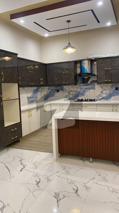 FLAT AVAILABLE FOR SALE