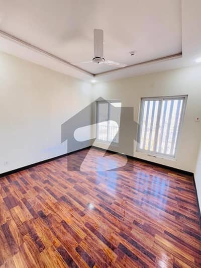 2 Bed Specious Flat For Rent