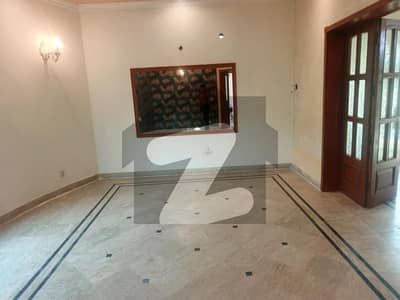 1 Kanal Lower portion available for rent in dha phase 4 lahore 1 Kanal Lower portion available for rent in dha phase 4 lahore