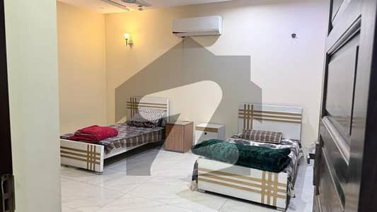 ڈی ایچ اے فیز 6 ڈیفنس (ڈی ایچ اے),لاہور میں 1 کمرے کا 10 مرلہ بالائی پورشن 49.0 ہزار میں کرایہ پر دستیاب ہے۔