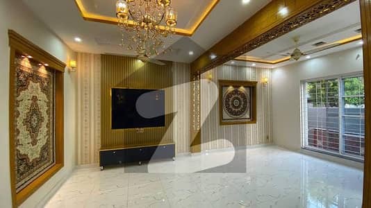 نواب ٹاؤن لاہور میں 3 کمروں کا 5 مرلہ بالائی پورشن 47.0 ہزار میں کرایہ پر دستیاب ہے۔