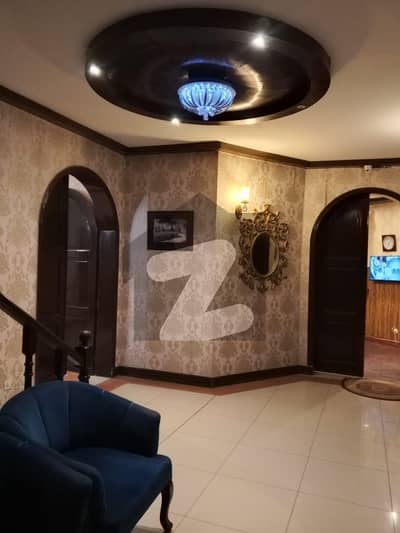 ایف ۔ 10 اسلام آباد میں 7 کمروں کا 1 کنال مکان 6.5 لاکھ میں کرایہ پر دستیاب ہے۔