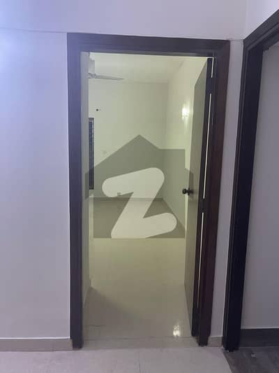 Model Town G Block 14 Marla Single Story House 3 Bed Drawing Dining Tv Launch Kitchen Store,Servant Room,Tile Flooring,Lawn