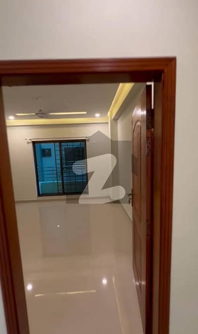 عسکری 11 عسکری,لاہور میں 3 کمروں کا 11 مرلہ فلیٹ 3.62 کروڑ میں برائے فروخت۔