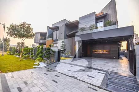 PHASE 7 1-KANAL BRAND NEW FULL BASEMENT BUNGALOW WITH 6 BEDROOMS IS AVAILABLE FOR SALE.