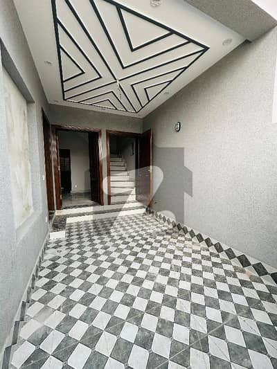 ایڈن ریزیڈینشیا ایڈن,لاہور میں 3 کمروں کا 4 مرلہ مکان 1.8 کروڑ میں برائے فروخت۔