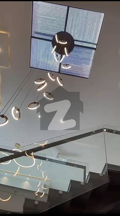 واپڈا سٹی فیصل آباد میں 5 کمروں کا 1 کنال مکان 11.0 کروڑ میں برائے فروخت۔