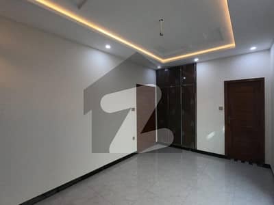 3.5 Marla Separate House Available For Rent