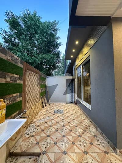 10 Marla house For Sale In College Road Mezail Chock Lahore 10 Marla house For Sale In College Road Mezail Chock Lahore