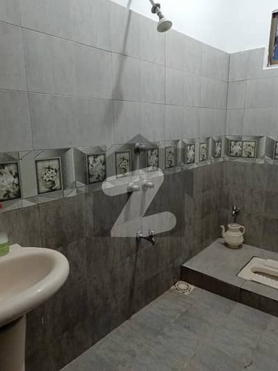 نیا ناظم آباد ۔ بلاک ڈی نیا ناظم آباد,کراچی میں 4 کمروں کا 5 مرلہ مکان 3.6 کروڑ میں برائے فروخت۔