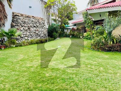 1000 Square West Open Bungalow 5 Bedroom Planning For Sale