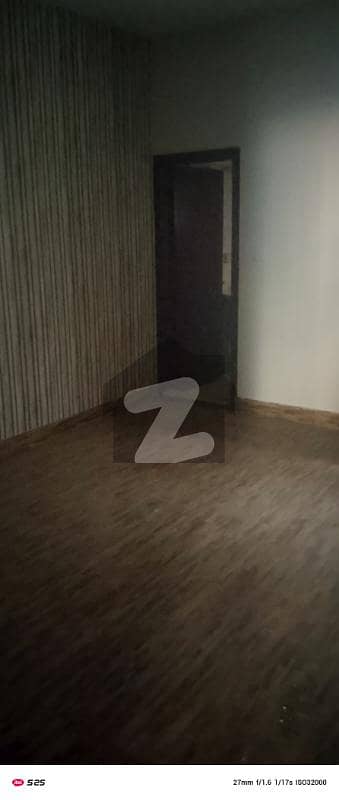 گلشن اقبال - بلاک 10-اے گلشنِ اقبال,گلشنِ اقبال ٹاؤن,کراچی میں 4 کمروں کا 5 مرلہ مکان 1.35 لاکھ میں کرایہ پر دستیاب ہے۔