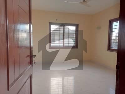 ڈی ایچ اے فیز 6 ڈی ایچ اے ڈیفینس,کراچی میں 6 کمروں کا 1 کنال مکان 4.5 لاکھ میں کرایہ پر دستیاب ہے۔ ڈی ایچ اے فیز 6 ڈی ایچ اے ڈیفینس,کراچی میں 6 کمروں کا 1 کنال مکان 4.5 لاکھ میں کرایہ پر دستیاب ہے۔