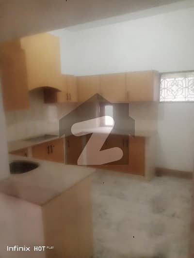 400 square yards Lower portion for Rent available