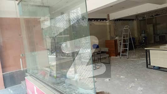 فیروزپور روڈ لاہور میں 12 مرلہ دکان 4.2 لاکھ میں کرایہ پر دستیاب ہے۔