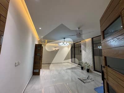 ڈی ایچ اے ڈیفینس فیز 2 ڈی ایچ اے ڈیفینس,اسلام آباد میں 3 کمروں کا 1 کنال زیریں پورشن 1.3 لاکھ میں کرایہ پر دستیاب ہے۔