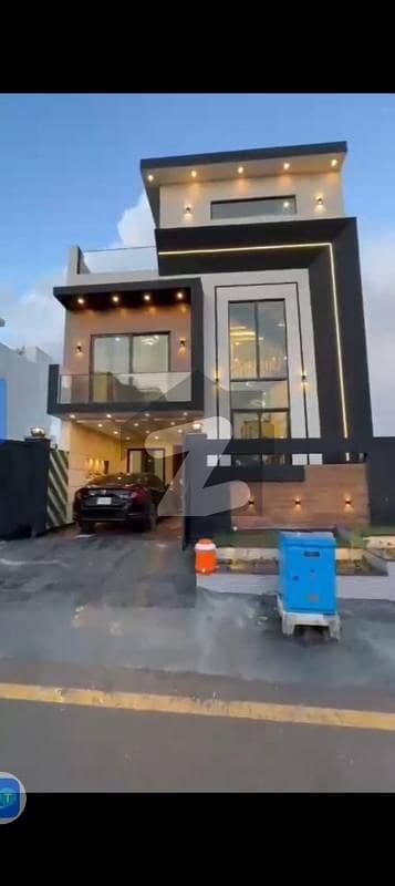 5 Marla House In Faisal Town - F-18 Is Available For sale