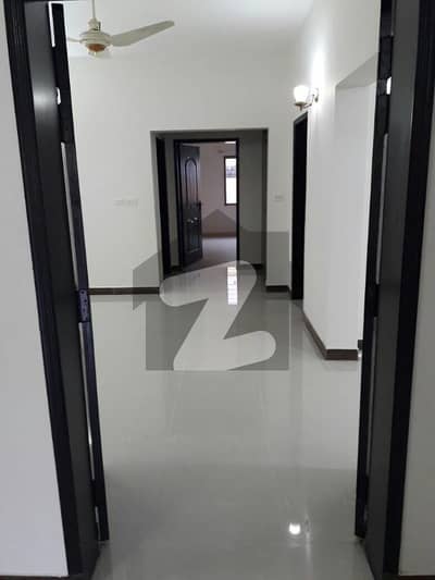 Renovated 17 Marla 5 Bed Rooms Double TV Lounge House with solar For Rent