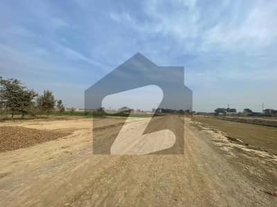 5 marla plot for sale umar block