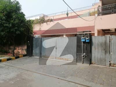 4 Kanal House In New Garden Town For Sale