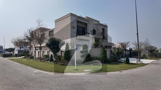 ڈی ایچ اے فیز 8 - بلاک وی فیز 8,ڈیفنس (ڈی ایچ اے),لاہور میں 6 کمروں کا 1 کنال مکان 18.0 کروڑ میں برائے فروخت۔