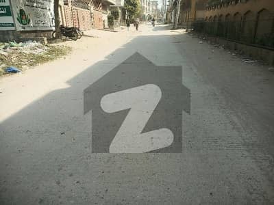 ریل ویو ہاؤسنگ سوسائٹی راولپنڈی میں 2 کنال رہائشی پلاٹ 3.9 کروڑ میں برائے فروخت۔