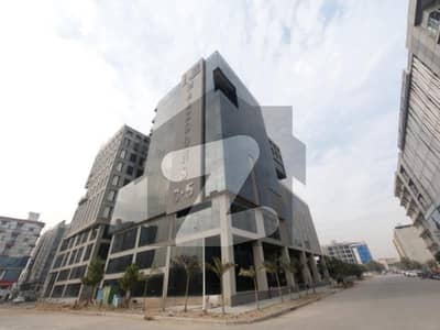 گلبرگ گرینز گلبرگ,اسلام آباد میں 1 کنال Studio دفتر 42.75 کروڑ میں برائے فروخت۔