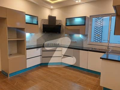 بحریہ ٹاؤن فیز 7 بحریہ ٹاؤن راولپنڈی,راولپنڈی میں 6 کمروں کا 1 کنال مکان 10.5 کروڑ میں برائے فروخت۔ بحریہ ٹاؤن فیز 7 بحریہ ٹاؤن راولپنڈی,راولپنڈی میں 6 کمروں کا 1 کنال مکان 10.5 کروڑ میں برائے فروخت۔