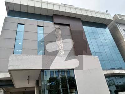 ایف ۔ 7 مرکز ایف ۔ 7,اسلام آباد میں 1 کنال عمارت 45.0 ارب میں برائے فروخت۔