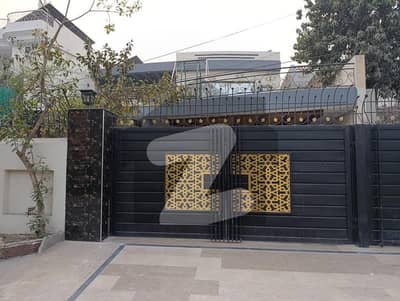 1 Kanal Semi Commercial 100 Feet Road House For Sale In Johar Town Hot Location