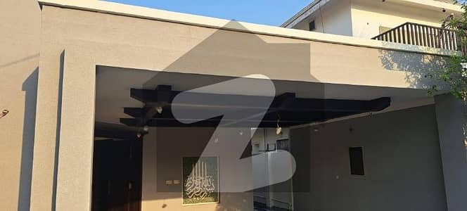 ڈی ایچ اے فیز 2 ڈیفنس (ڈی ایچ اے),لاہور میں 3 کمروں کا 1 کنال مکان 5.8 کروڑ میں برائے فروخت۔